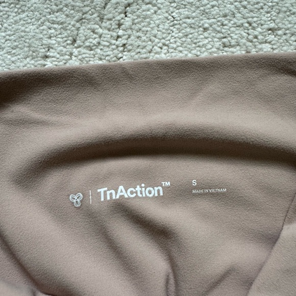 Kids Tan Leggings - Picture 3 of 3